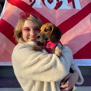 Meet your Posher, Claire